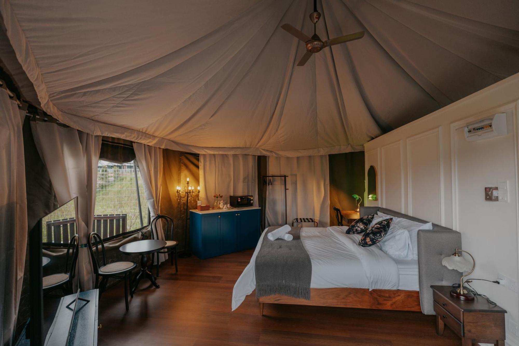 Luxury tent Kmah@somermansion