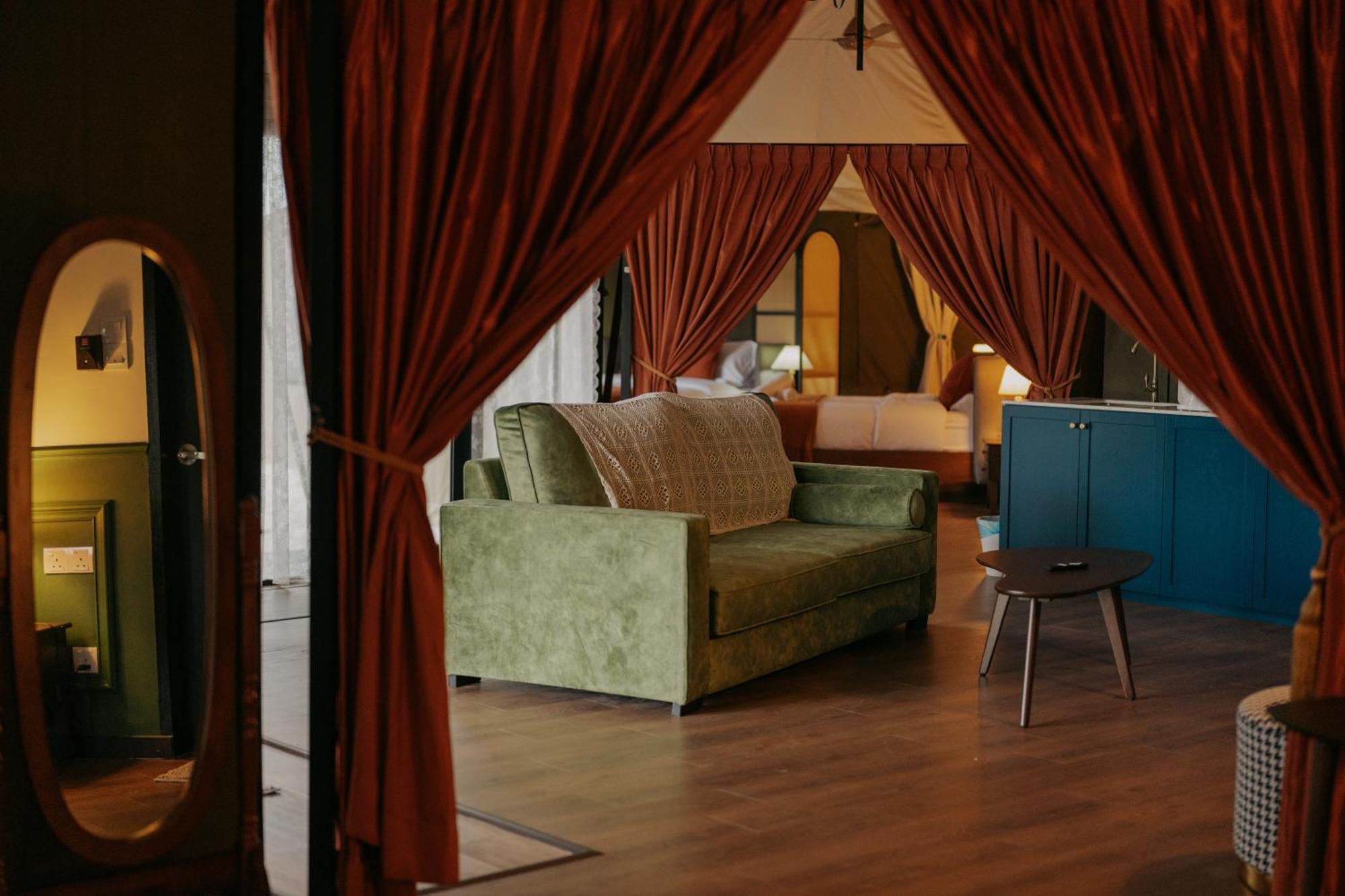 Kmah@somermansion Luxury tent *