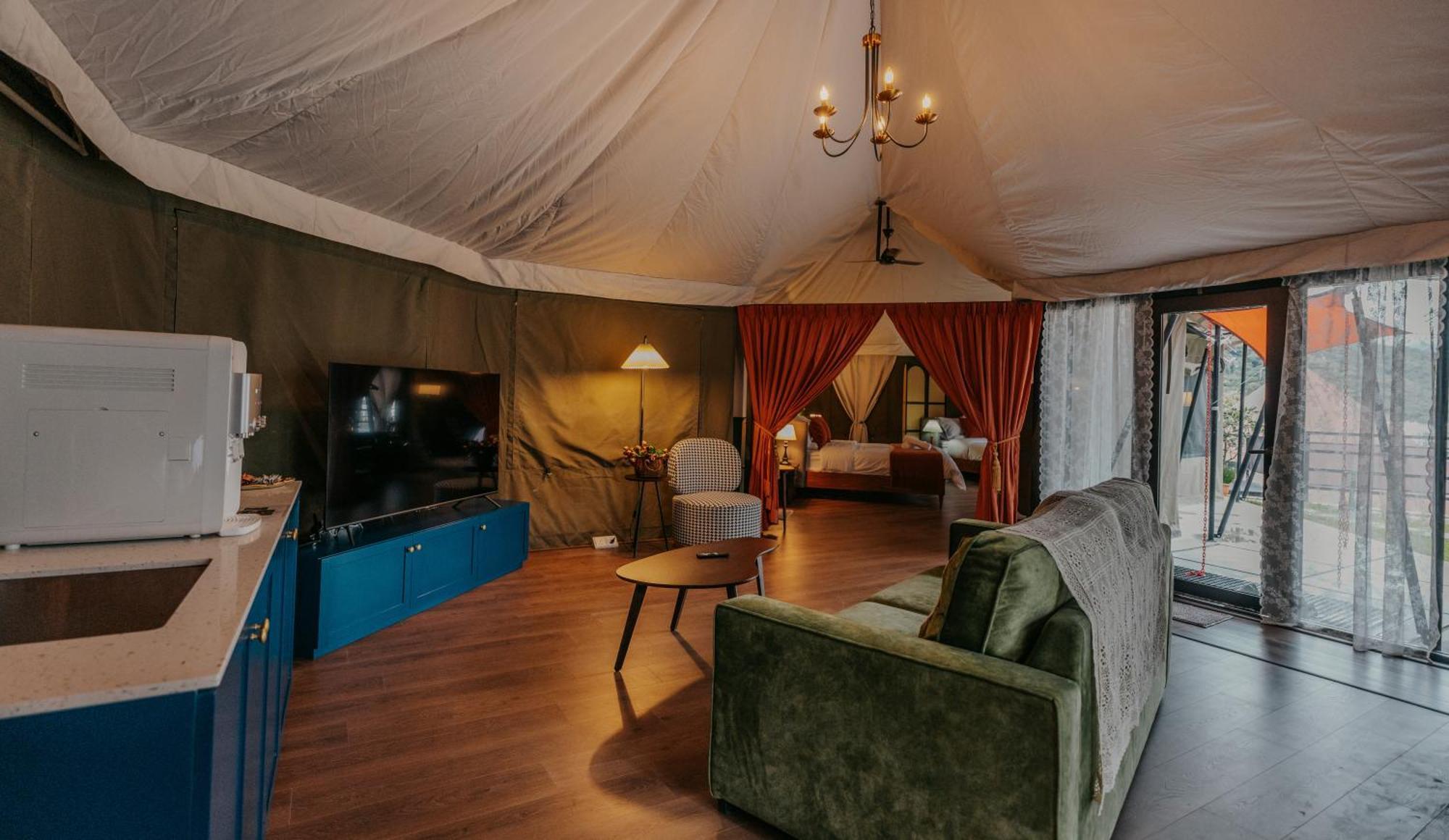 Kmah@somermansion Luxury tent *