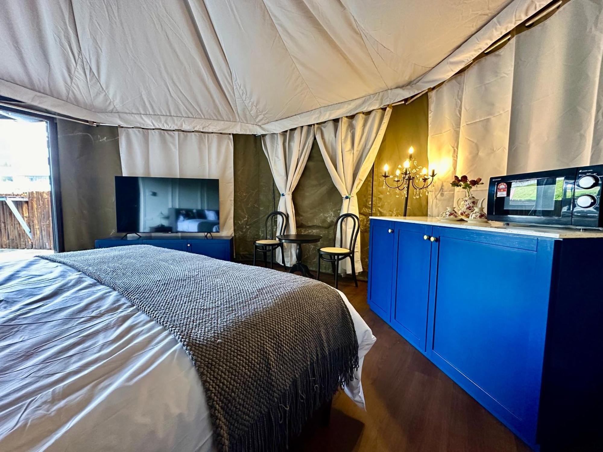 Luxury tent Kmah@somermansion
