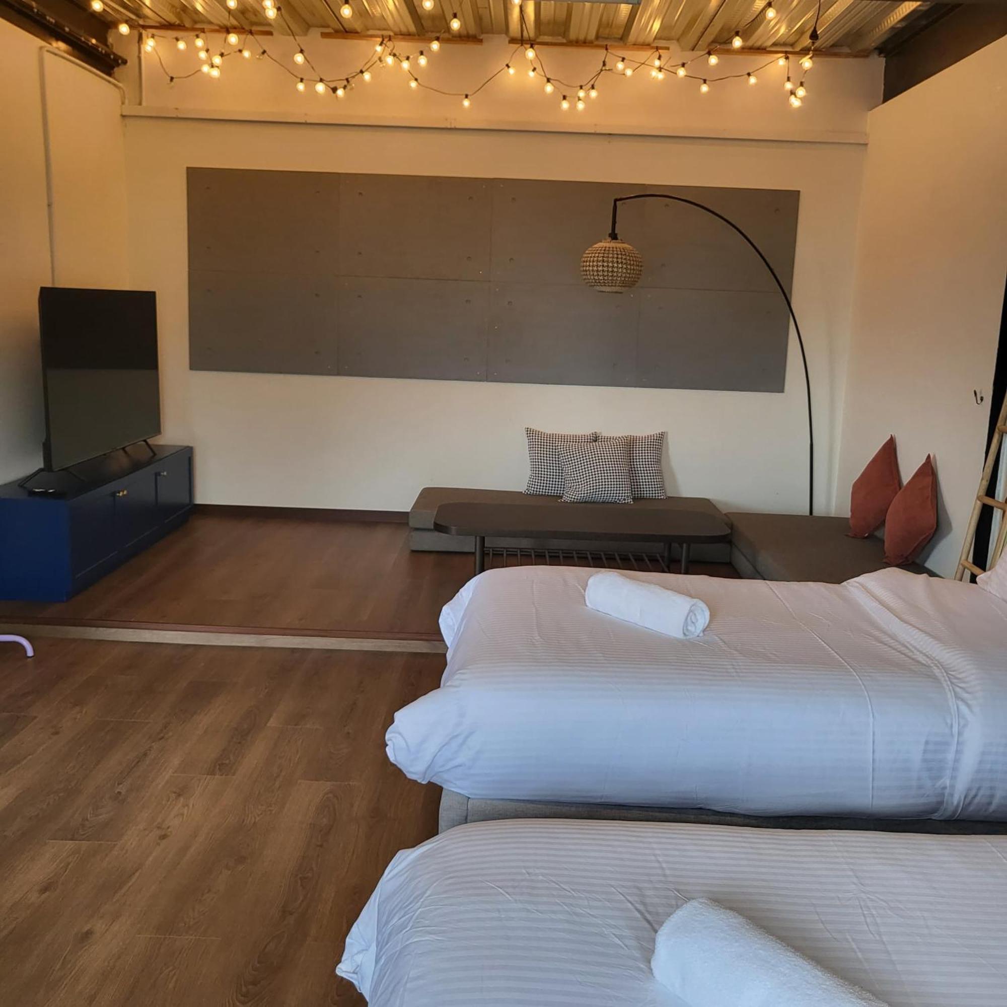 Kmah@somermansion Luxury tent